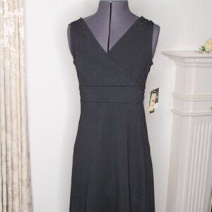 NWT Eddie Bauer dress Small TRAVEX dress